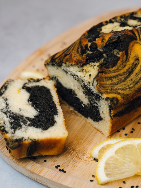 Le cake sésame noir citron